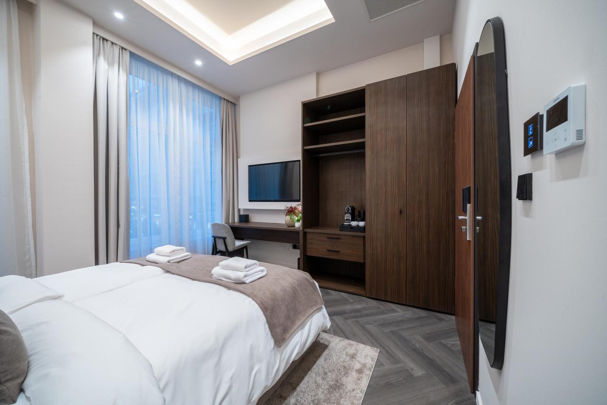 Damas Suites Budapest Exteriör bild